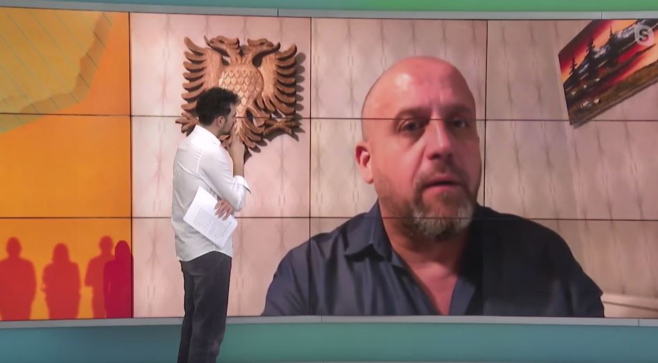 Gazetari nga Suedia: Shqiptarja nga Ballshi u shkëmbye me vrasësin e 10 personave