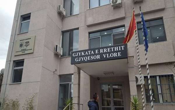 Trafikonin kokainë me vlerë 810 mijë euro, Gjykata e Vlorës lë në burg 2 autorët