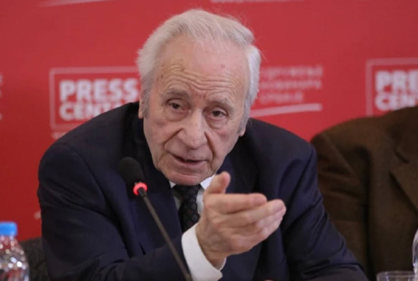 Profesori i ekonomisë: Serbia po shkon drejt falimentimit ekonomik si shtet