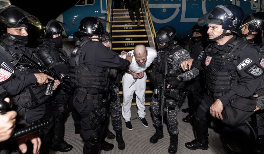 SHBA deporton qindra venezuelianë pavarësisht kundërshtimit të gjykatës
