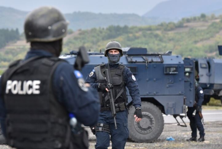 16 serbë u ndaluan nga autoritetet në Kosovë, reagon Beogradi