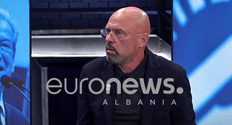 “Mund të dyshoj për para të pista”, Manjani “skanon” kontratën e lobimit të PD