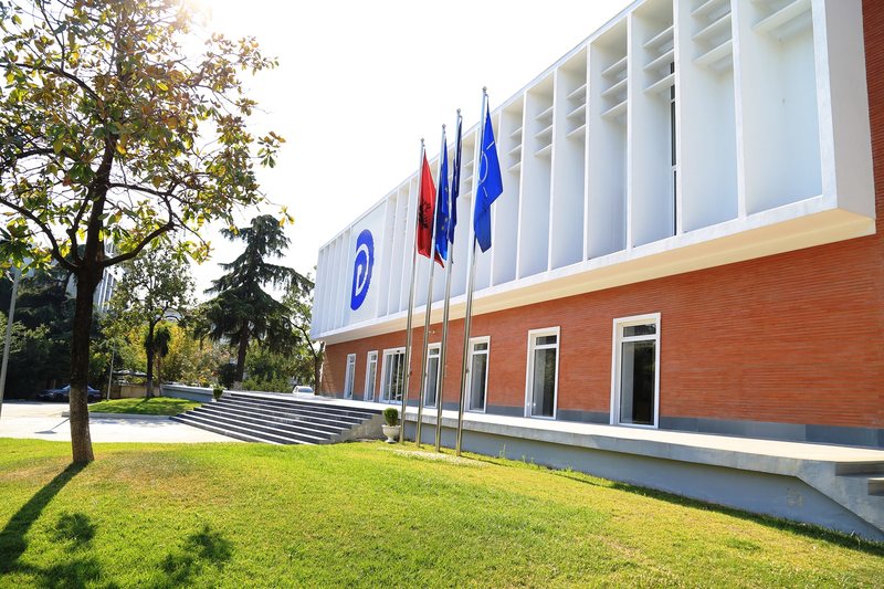 Kryesia e PD nesër mbledhje urgjente  zbardhet mesazhi që u është dërguar anëtarëve