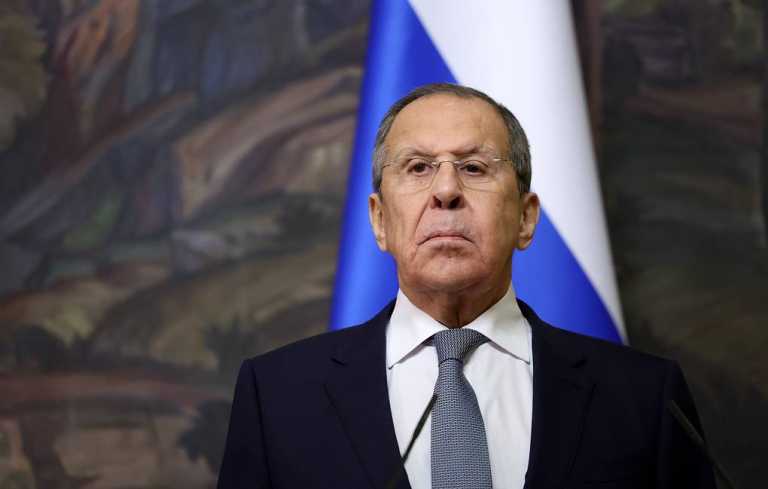 Lavrov: Evropa, kërcënim për paqen. BE kërkon kontakte me Moskën