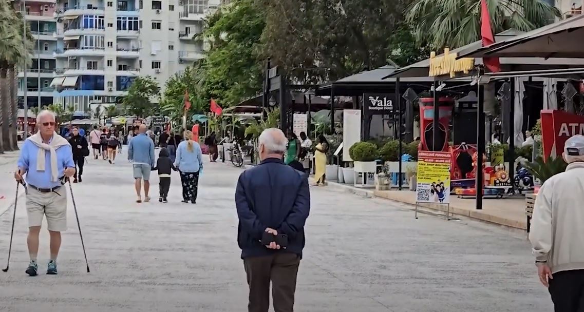 Pensionet e ulëta lënë vlonjatët pa pushime