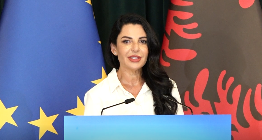 Nënshkruhet marrëveshja për financimin e ndërtimit të parkut fotovoltaik në Belsh