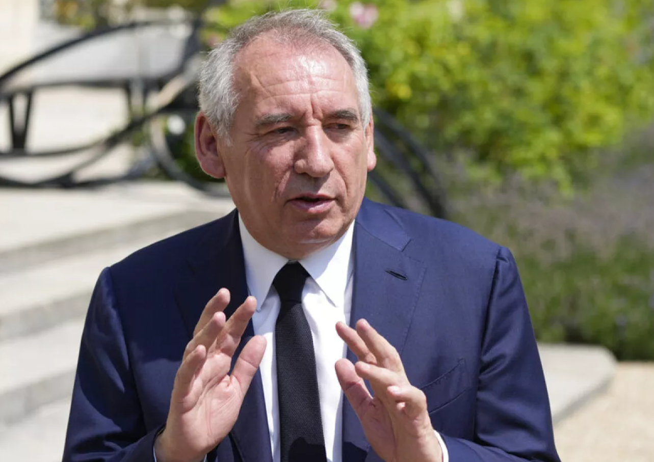 Ish kryeministri Bayrou shtrohet në spital  si paraqitet gjendja e tij