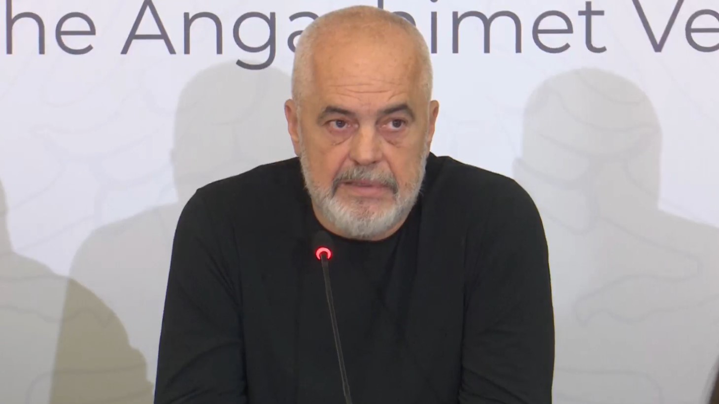 Aksioni në Theth  Rama  Kishte bum ndërtimesh pa leje para dhe gjatë fushatës