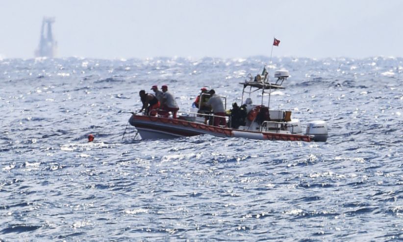 18 të vdekur dhe 50 të zhdukur pas përmbysjes së varkës me emigrantë në Mesdhe
