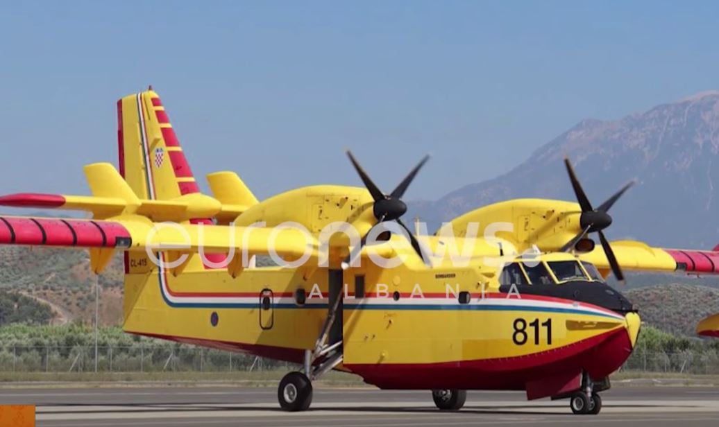 BE dërgon avion zjarrfikës nga Italia për shuarjen e flakëve në jug të Shqipërisë