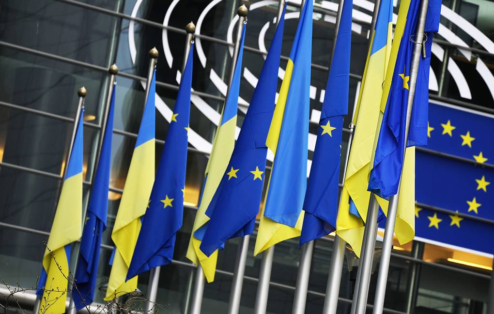 Bashkimi Evropian i jep Ukrainës 4 05 miliardë euro