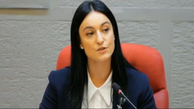 Mbledhja e Këshilli Bashkiak/ Fino: Po marrim një vendim të imponuar për Tiranën