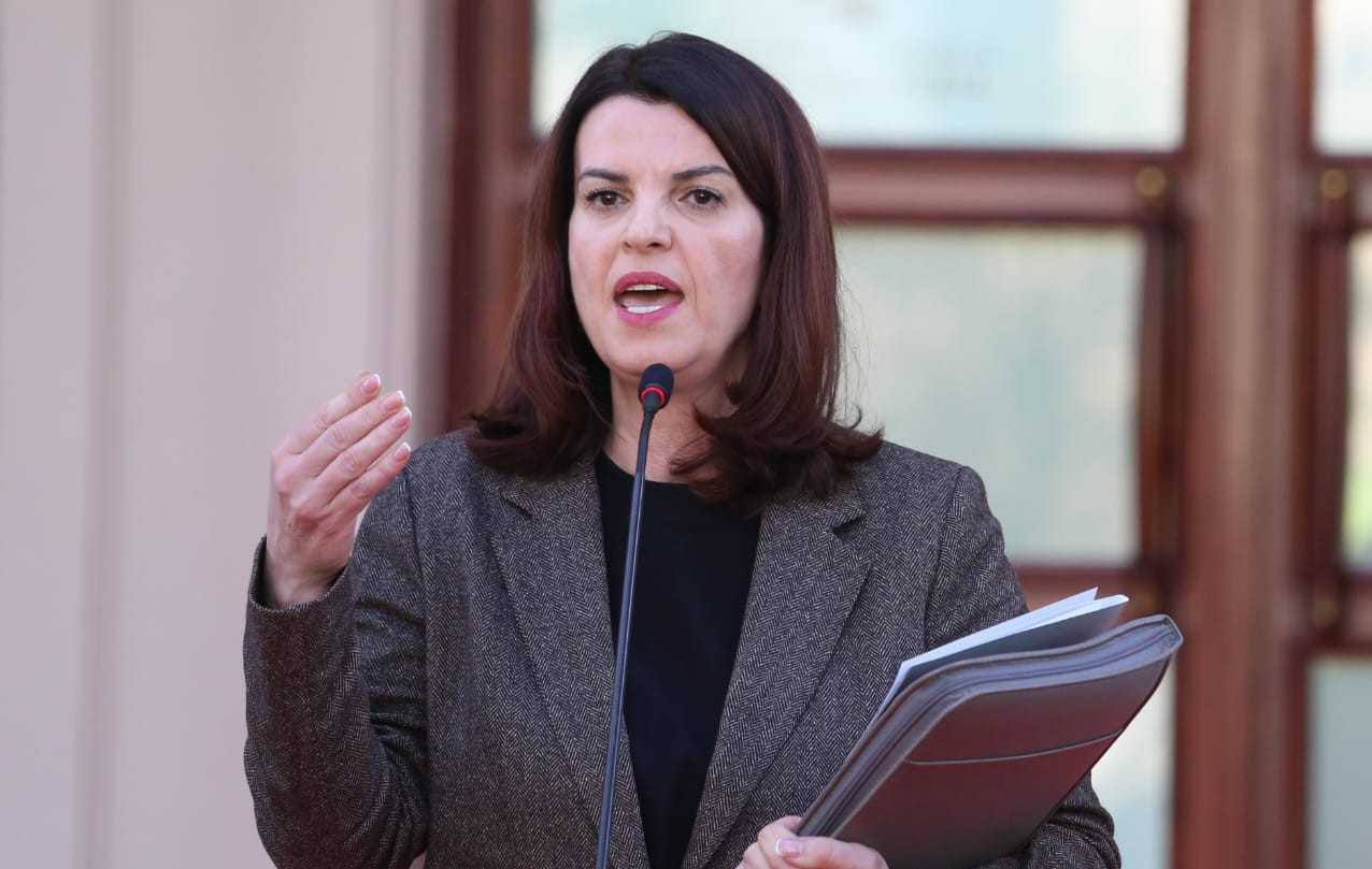Vrasja e gjyqtarit Kalaja, reagon ministrja e Brendshme Albana Koçiu