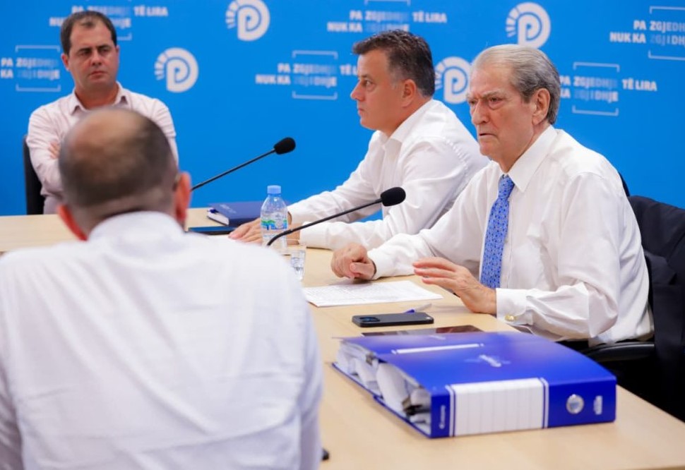 Berisha fton kryesinë e PD të mos njohë zgjedhjet  Procesi ishte një farsë