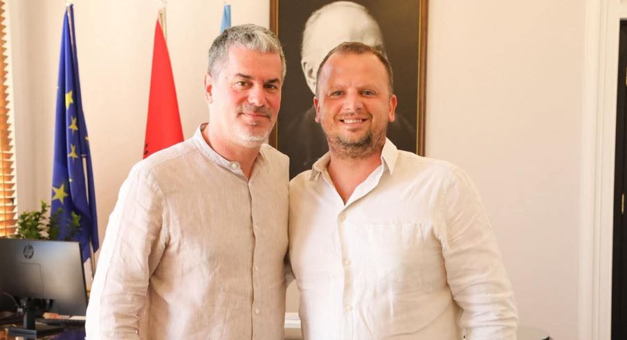 “I bindur që do bëjë më të mirën”,Ermal Dredha takon kryetarin e komanduar të Vlorës