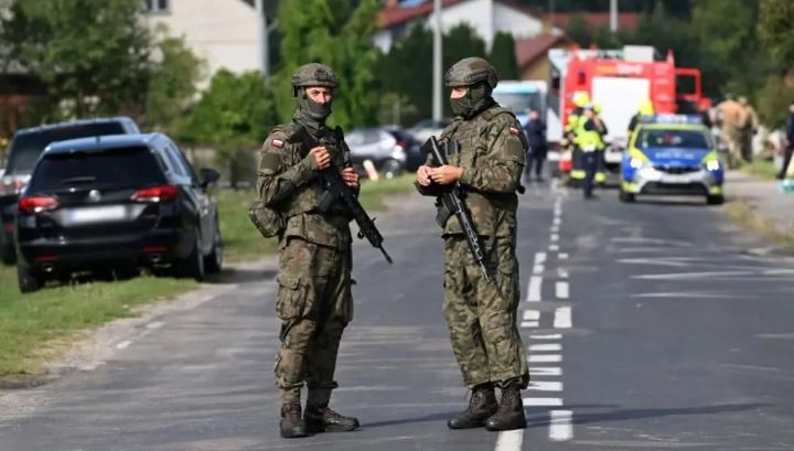 “Provokim i rrezikshëm” – Polonia kërkon aktivizimin e Nenin 4 të Traktatit të NATO