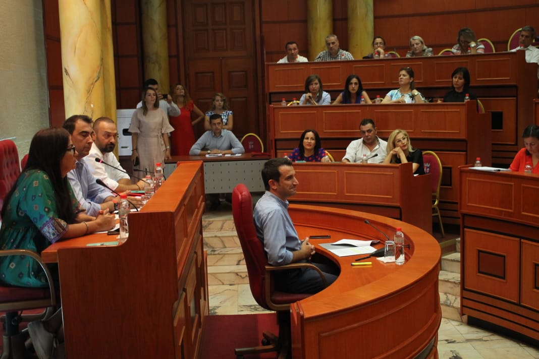 PS nis procedurat për shkarkimin e Veliajt  kur mblidhet Këshilli Bashkiak i Tiranës