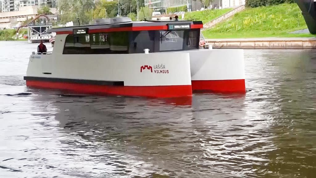 Transporti i së ardhmes, Vilnius prezanton tragetin e parë elektrik