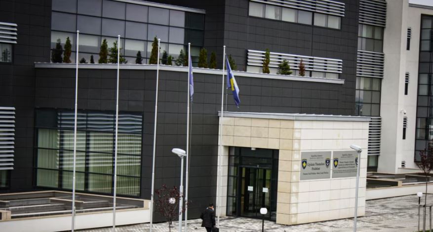 Gjykata në Prishtinë  1 muaj paraburgim për serbin e arrestuar për krime lufte