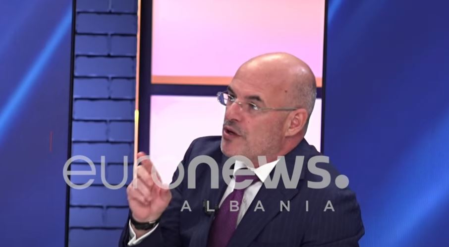 Nga raketat bërthamore te robotët, Peka: Kina s’i afrohet SHBA për armatime