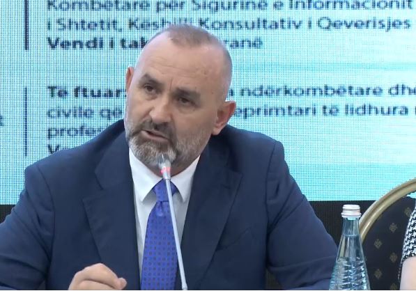 Debati për Kodin e ri Penal, Manja: Jemi vetëm porositësit