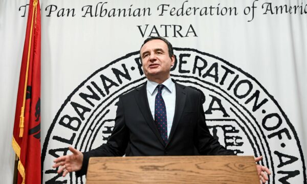 VIDEO  Kurti  Po përpiqem të edukoj Ramën dhe ndërkombëtarët me aftësitë e mia