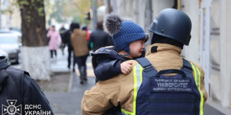 Droni rus godet kopshtin e fëmijëve  Zelensky  S ka justifikim  Rusia e paturpshme