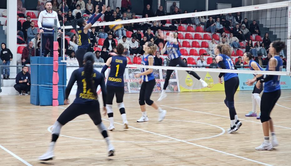 Pogradeci rrëzon edhe Tiranën  kryeson i vetëm kampionatin