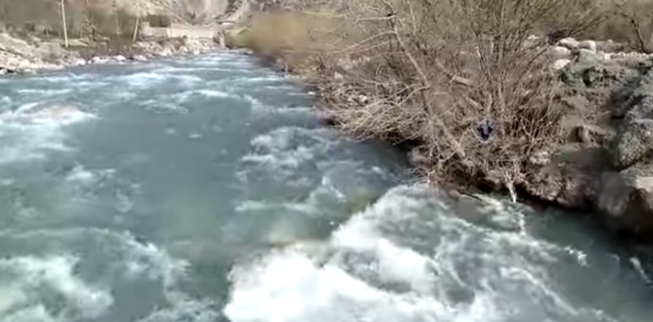 Mirditë  Rrëshqet dhe bie në lumin Fan i Vogël  humb jetën 49 vjeçari