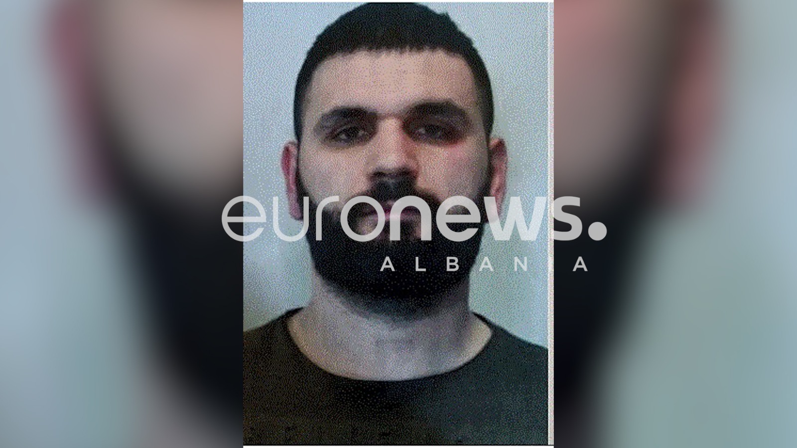 I iku policisë dhe përplasi 9 automjete në Sauk, del fotoja e Imer Krashit
