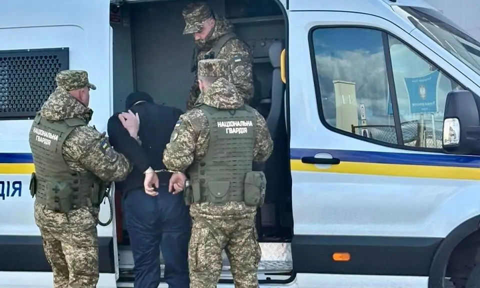 Ukraina i dorëzon Lituanisë ushtarin rus të dyshuar për krime lufte