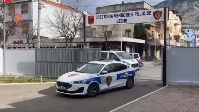 Tentoi të përplaste me makinë nënën e bashkëjetueses, arrestohet 28-vjeçari në Lezhë