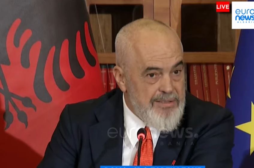 “Ndërtuesit s’mund të bëjnë ç’të duan me fasadën”, Rama: Do shkojmë në konfiskim