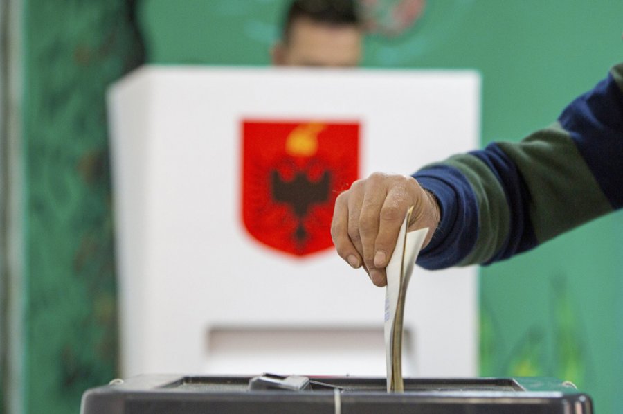 FOTO/ Zgjedhjet e 9 nëntorit, KQZ publikon fletën e votimit