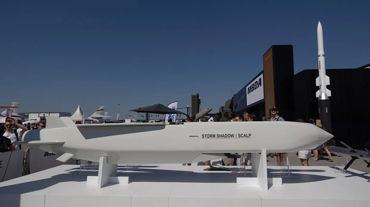 Britania e Madhe furnizon Ukrainën me raketa Storm Shadow