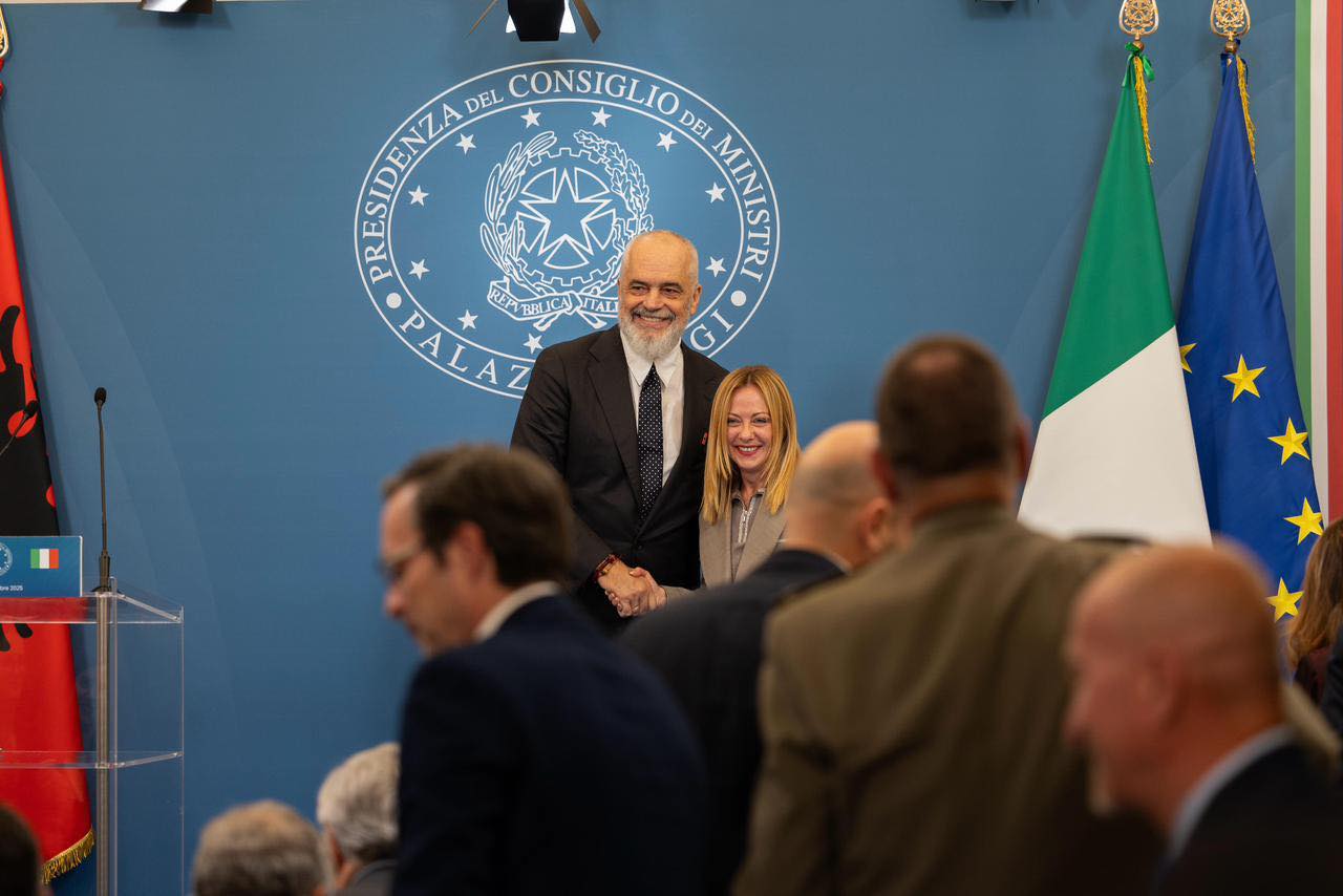 Marrëveshjet Rama Meloni mes qeverive në Romë  çfarë dimë deri tani 