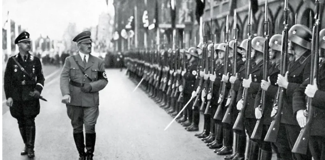 Superfuqia e re   Gjermania po ngre super ushtrinë që kujton kohë të errëta