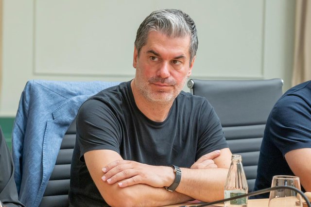 Begaj dekreton Ermal Dredhën ambasador të Shqipërisë në Zvicër dhe Lihtenshtein