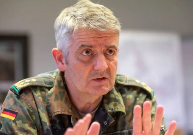 Paralajmëron gjenerali gjerman  Rusia  e aftë të sulmojë NATO n që nesër