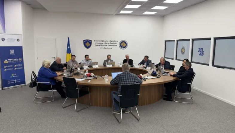 Zgjedhjet në Kosovë, KQZ publikon shifrat: Sa ishte pjesëmarrja deri në orën 11:00