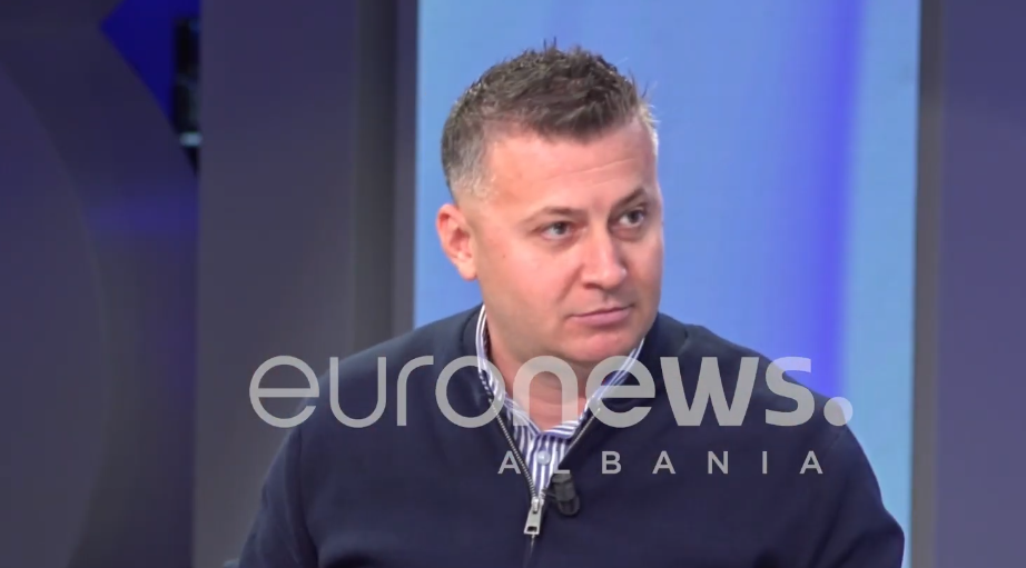 gazetari-standart-i-dyfishte-per-zv-kryeministren-s-eshte-publikuar-dosja-e-plote