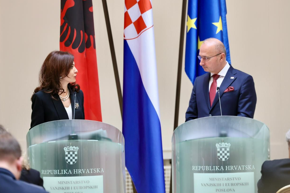 Ministri i Jashtëm kroat  Radman  Mbështesim ambicien e Shqipërisë për integrim