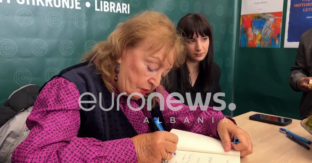 Historia e një vajze polake  Helena Kadare prezanton librin  Një Grua e Lirë 