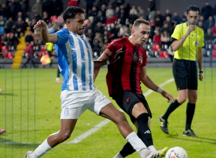 Sfida e mbijetesës përfundon pa fitues  Flamurtari dhe Tirana ndajnë pikët në Vlorë