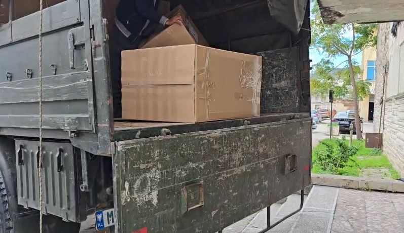 Zgjedhjet e 9 nëntorit, mbërrijnë materialet e fundit zgjedhore në Vlorë
