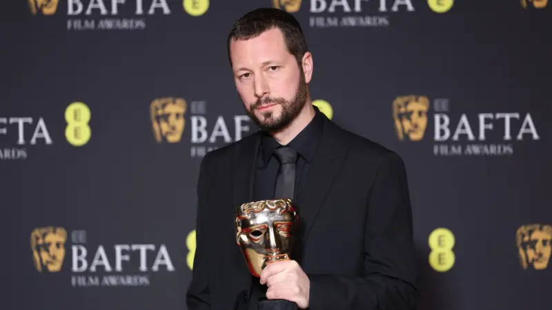 Regjisori fitues i Oscar-it: Ukrainasit do të luftojnë deri në fund për Donbasin