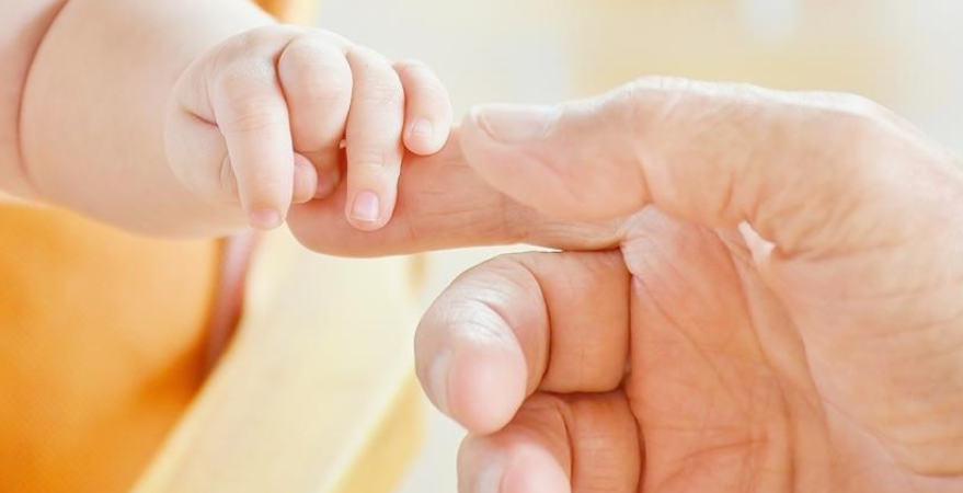 OBSH paralajmëron se infertiliteti prek 1 në 6 persona