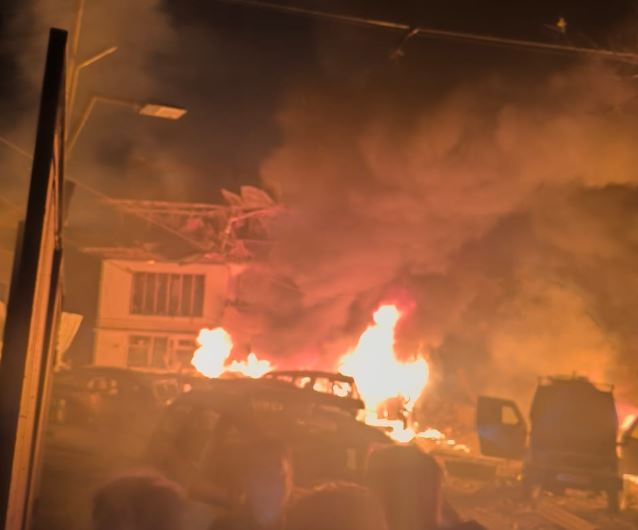 Shpërthim në një komisariat policie në Indi  8 të plagosur  VIDEO 