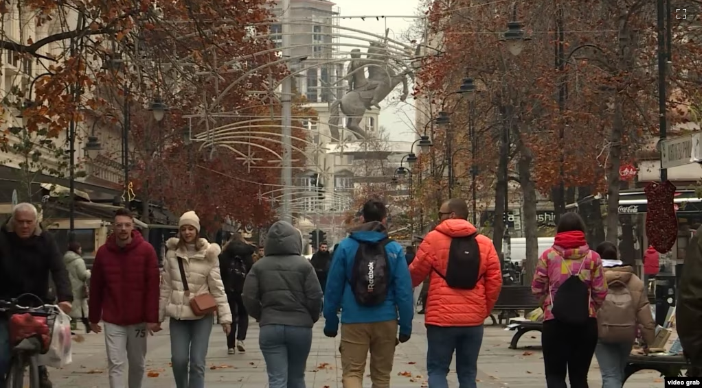 Të rinjtë në Maqedoninë e Veriut mbështesin BE por janë pesimistë mbi anëtarësimin