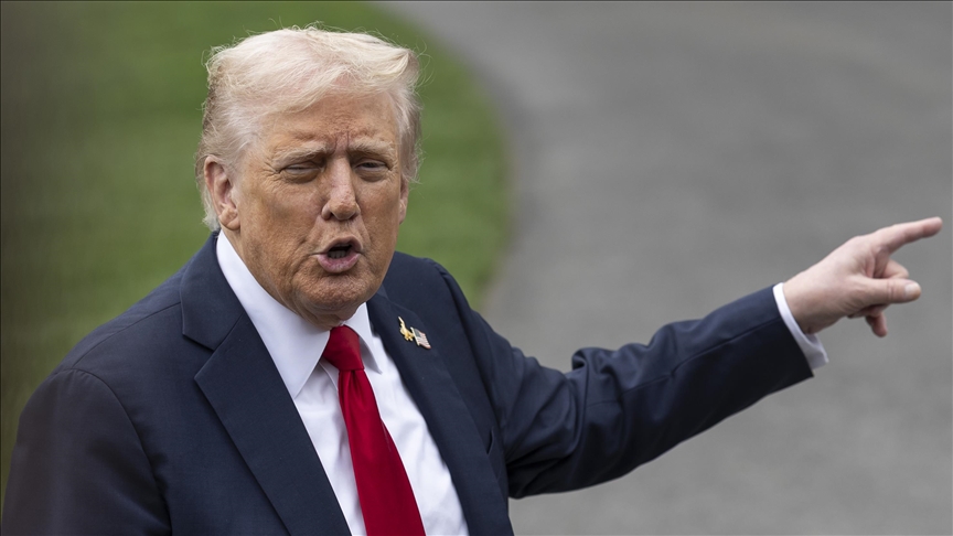 Trump fajëson demokratët për mbylljen e qeverisë, i quan ‘të çmendur’